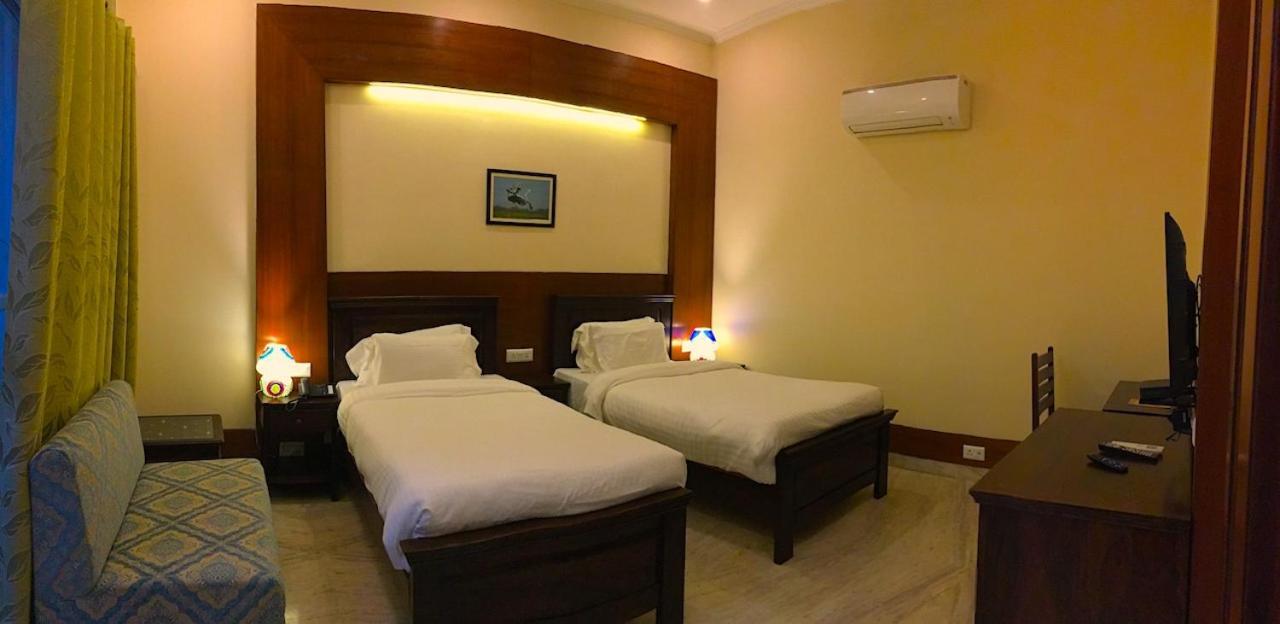 The Birder'S Inn Bharatpur Exterior photo