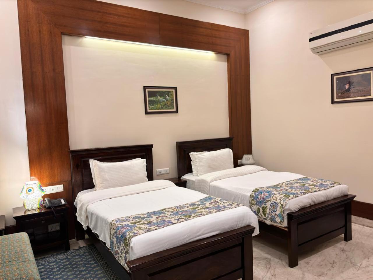 The Birder'S Inn Bharatpur Exterior photo